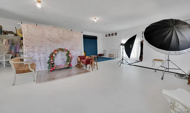 $995,000 | 633 North Stovall Drive, Waco, TX 76706