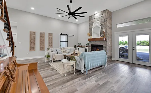 $995,000 | 633 North Stovall Drive, Waco, TX 76706