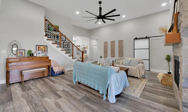 $995,000 | 633 North Stovall Drive, Waco, TX 76706