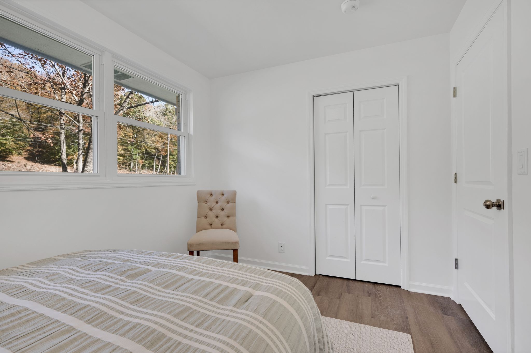 2173 Highway 48 South Dickson, TN 37055 - Photo 23 of 30 a bedroom with a bed and a window