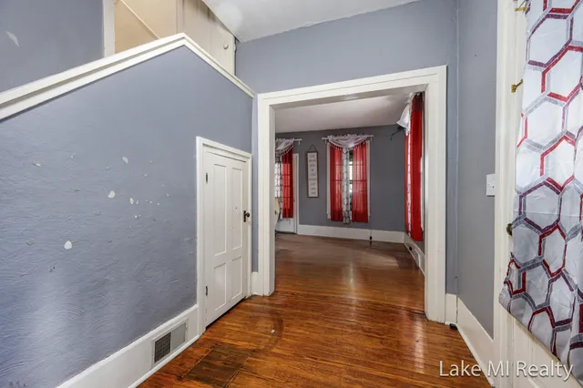 $245,000 | 426 West Bridge Street, Plainwell, MI 49080