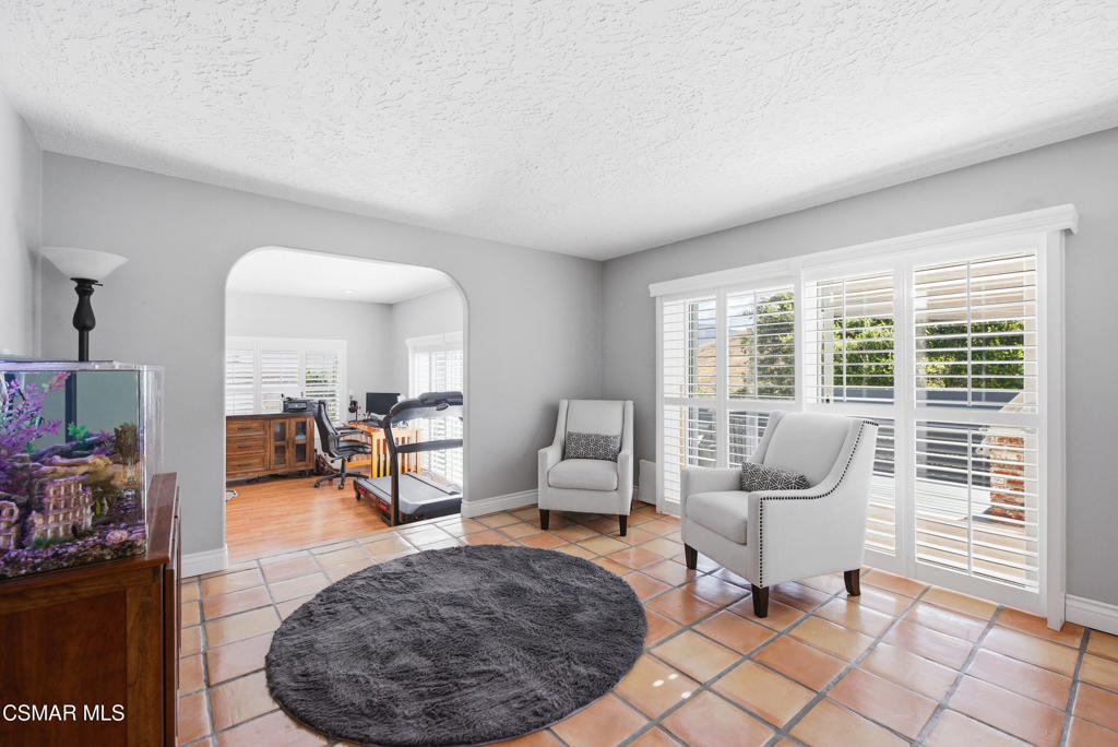 1314 Gonzales Road Simi Valley, CA 93063 - Photo 19 of 77