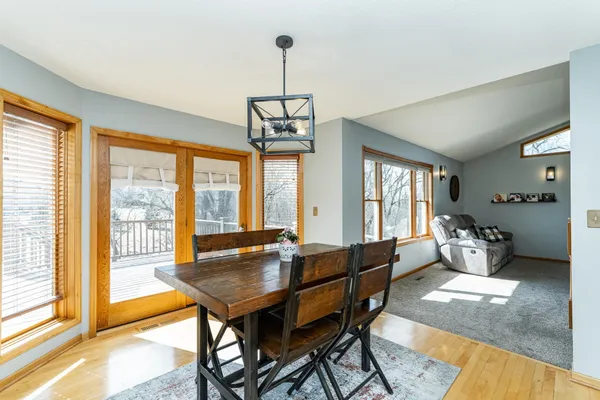 $565,000 | 405 5th Street East, Mantorville, MN 55955