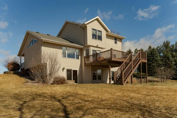 $565,000 | 405 5th Street East, Mantorville, MN 55955