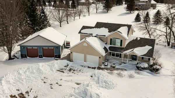 $565,000 | 405 5th Street East, Mantorville, MN 55955