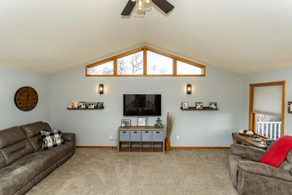 $565,000 | 405 5th Street East, Mantorville, MN 55955
