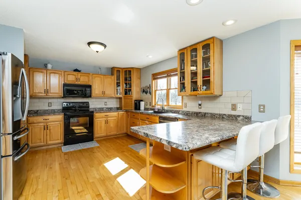 $565,000 | 405 5th Street East, Mantorville, MN 55955