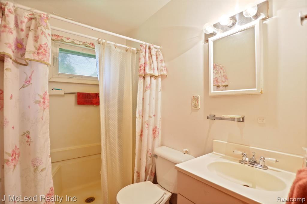 7604 Arbela Road Millington, MI 48746 - Photo 23 of 53 Gallery Image 23