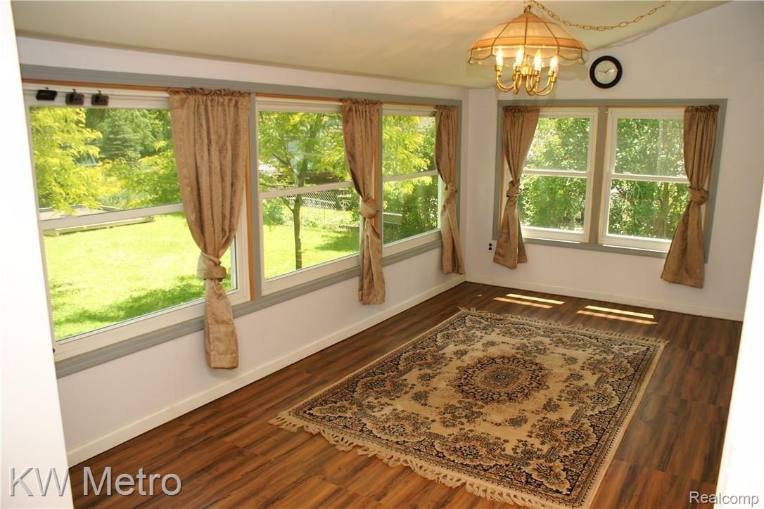 1350 Minnesota Road Troy, MI 48083 - Photo 10 of 34 DSC05467.JPG