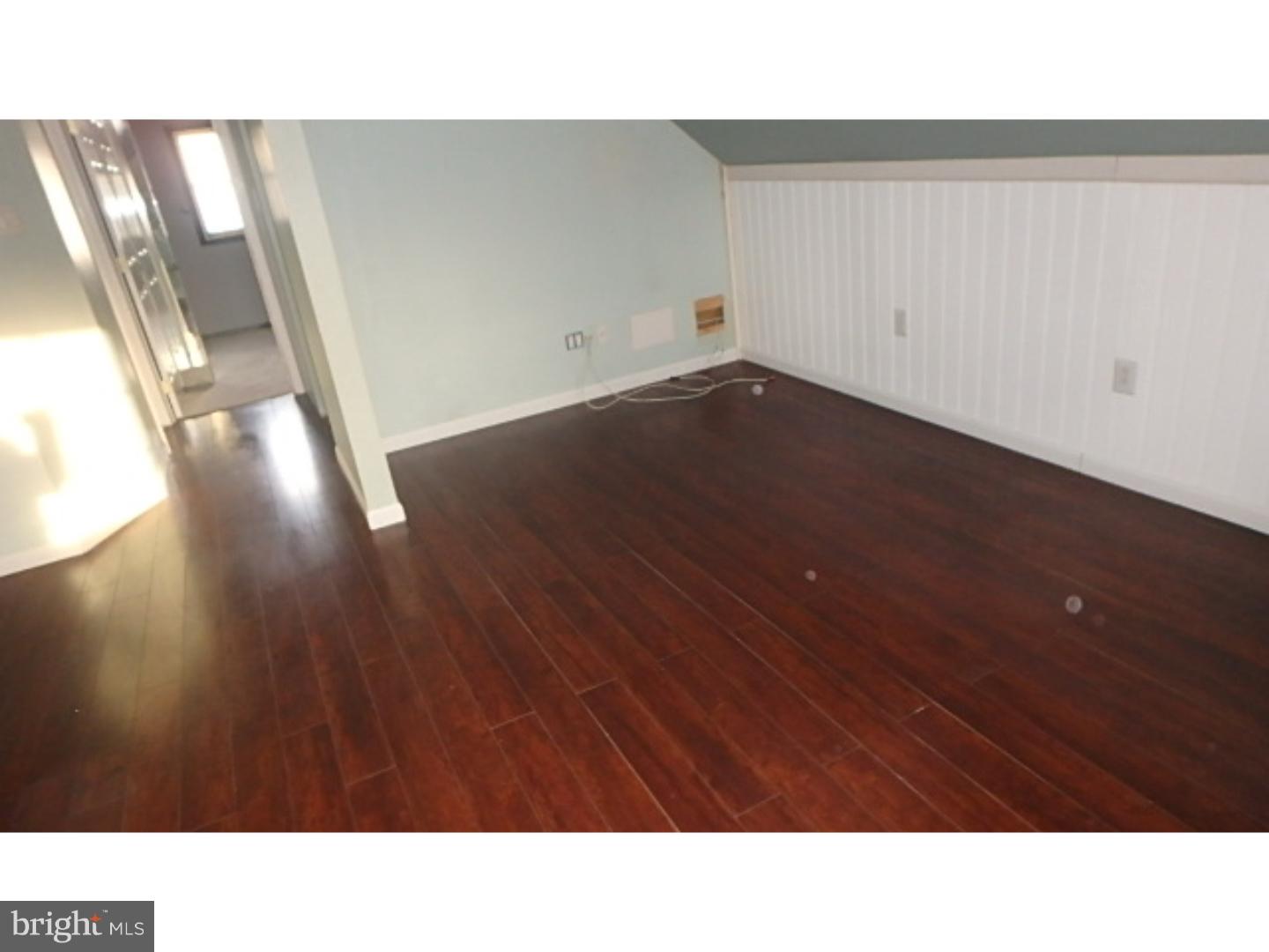 9 Petunia Road Levittown, PA 19056 - Photo 10 of 12 Gallery Image 10