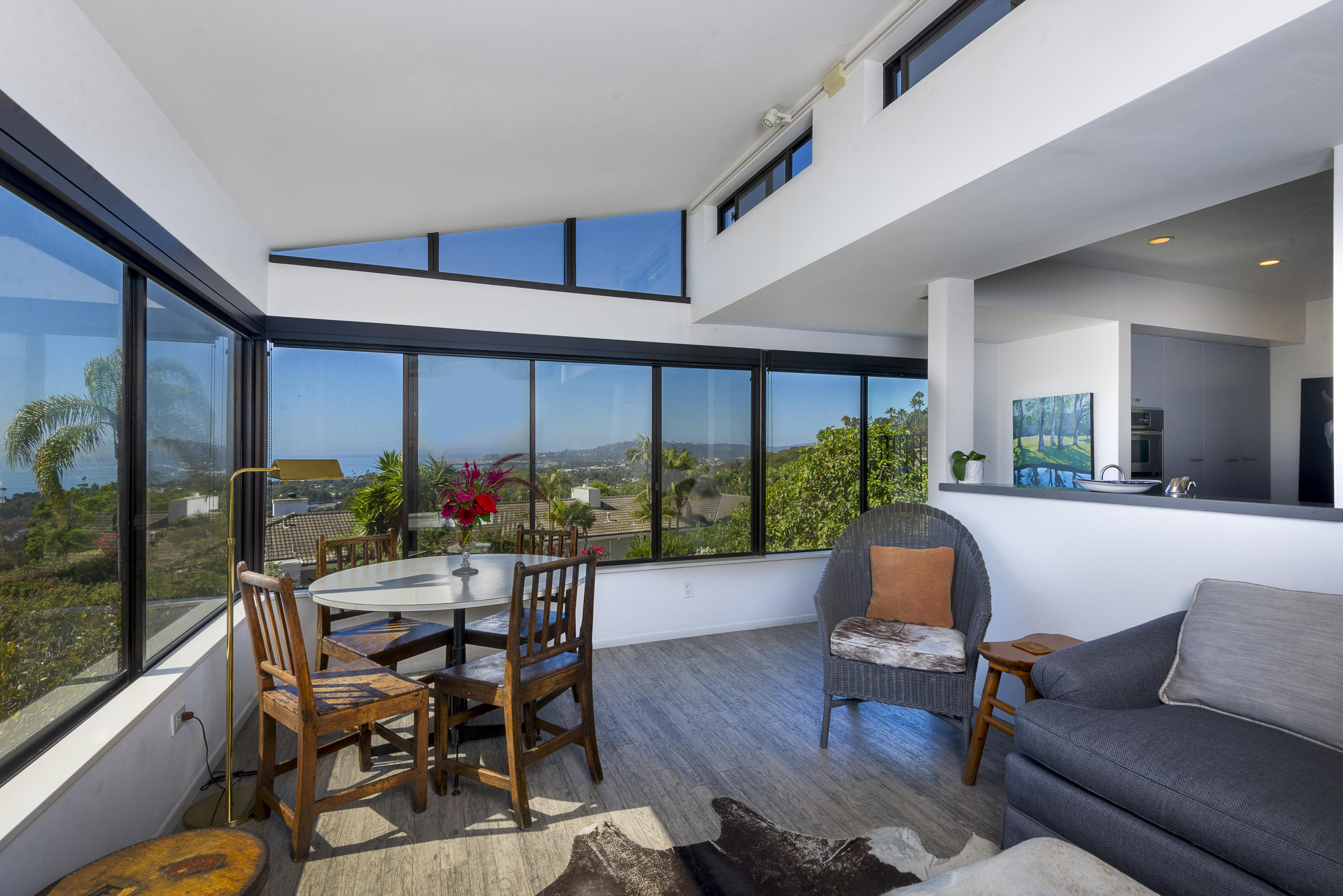 157 Rametto Road Montecito, CA 93108 - Photo 3 of 13 CasualDiningDen