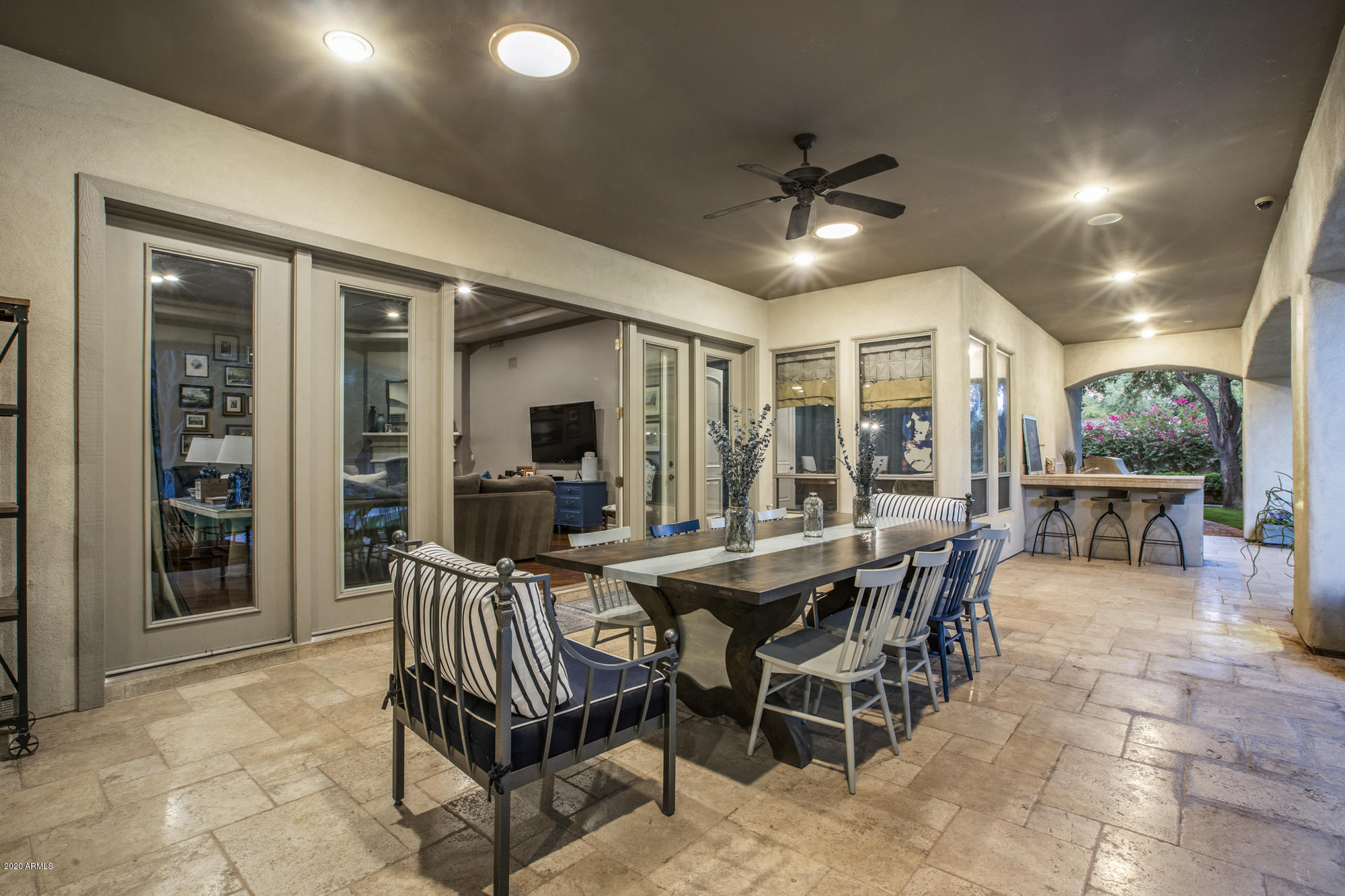 307 West Lamar Road Phoenix, AZ 85013 - Photo 49 of 61 a view of a dining room with furniture