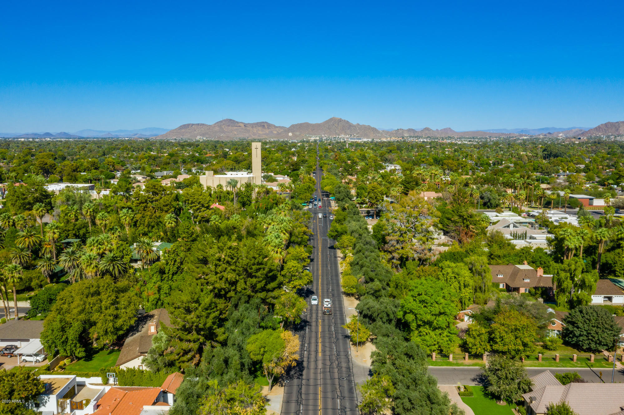 307 West Lamar Road Phoenix, AZ 85013 - Photo 59 of 61 a view of an aerial view of residential houses with outdoor space and trees