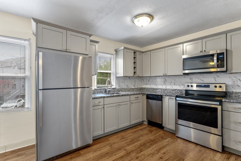 37 Circuit Street, Unit 2 Boston, MA 02119 - Photo 2 of 22