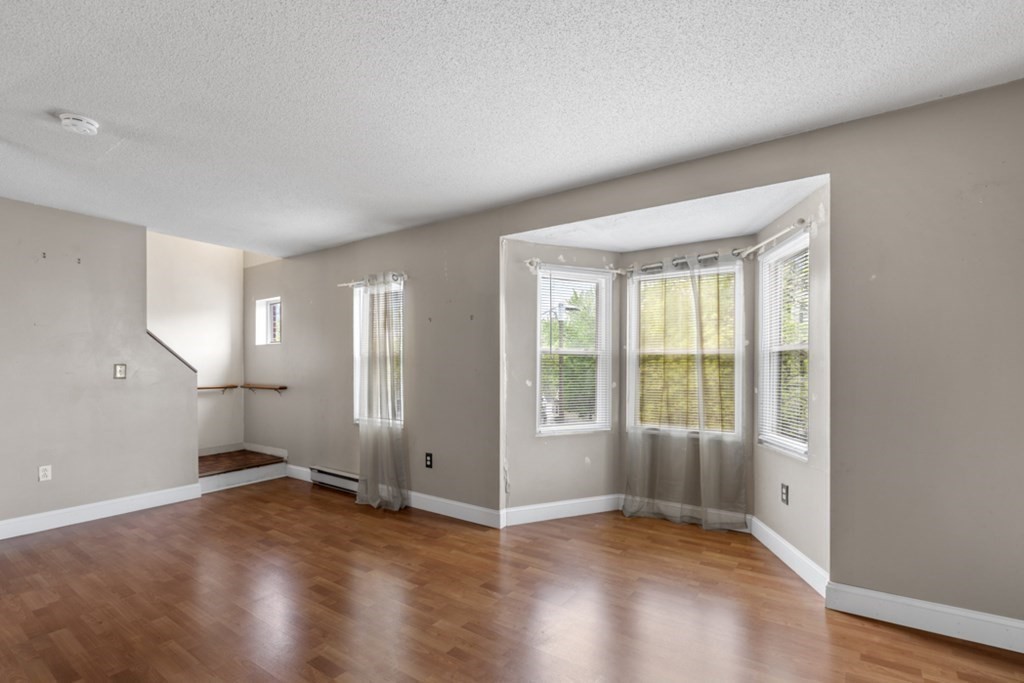 37 Circuit Street, Unit 2 Boston, MA 02119 - Photo 9 of 22