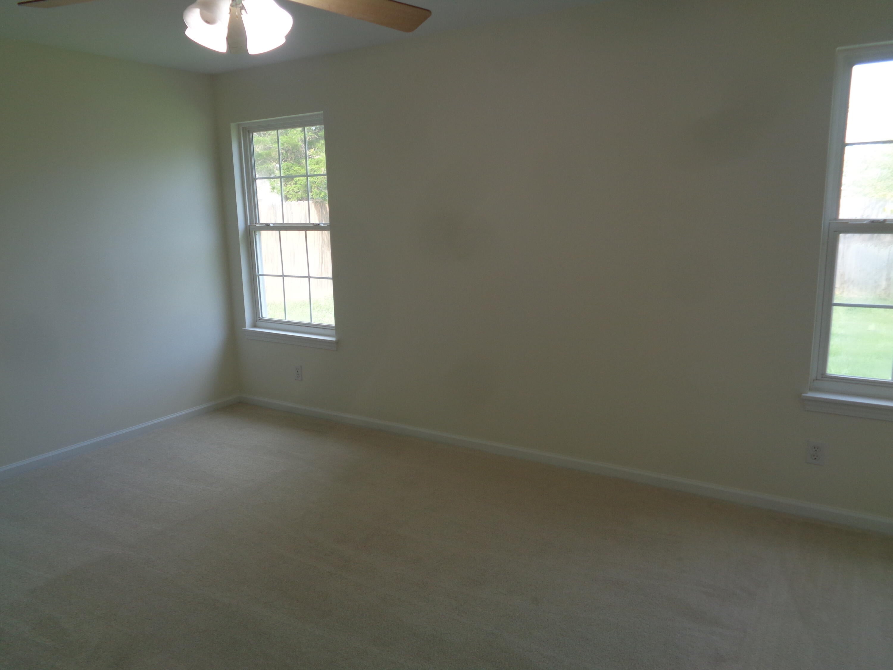 4008 Meadow View Drive Columbia, MO 65201 - Photo 9 of 14 Gallery Image 9