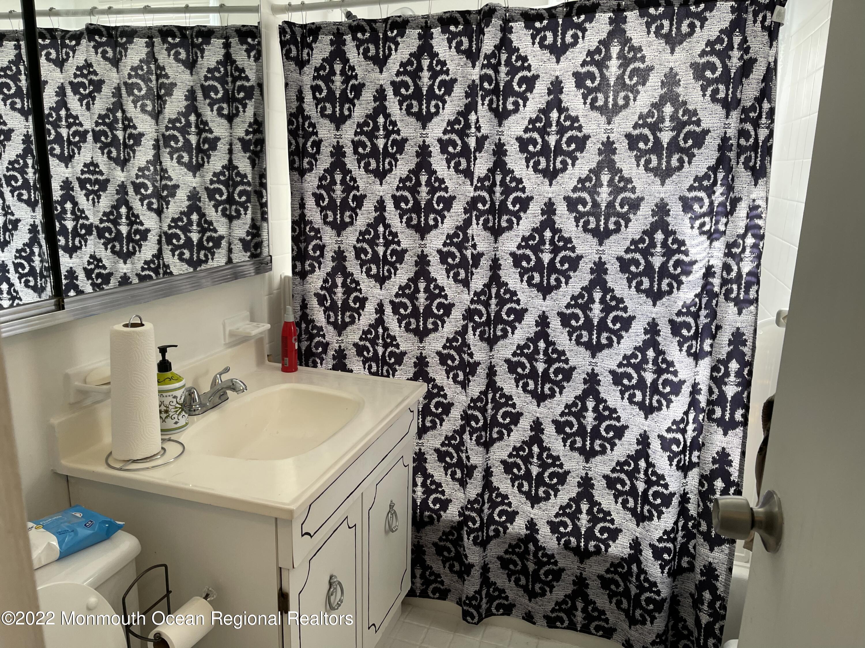 400 Cross Road, Unit A12 Matawan, NJ 07747 - Photo 4 of 8 C966FE53-156E-41FE-BF30-64F2FA4EDFE0