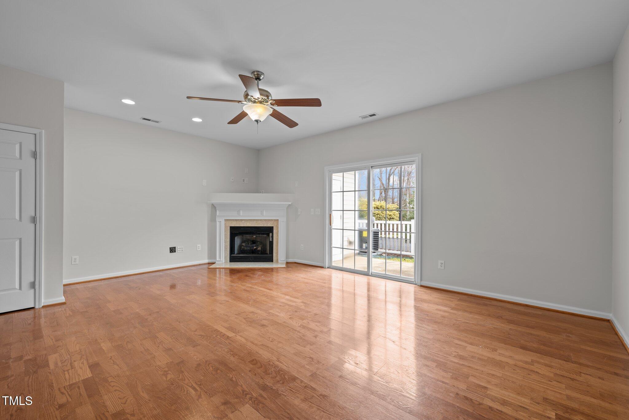 11425 Shadow Elms Lane Raleigh, NC 27614 - Photo 16 of 40 17-web-or-mls-5Z8A1164