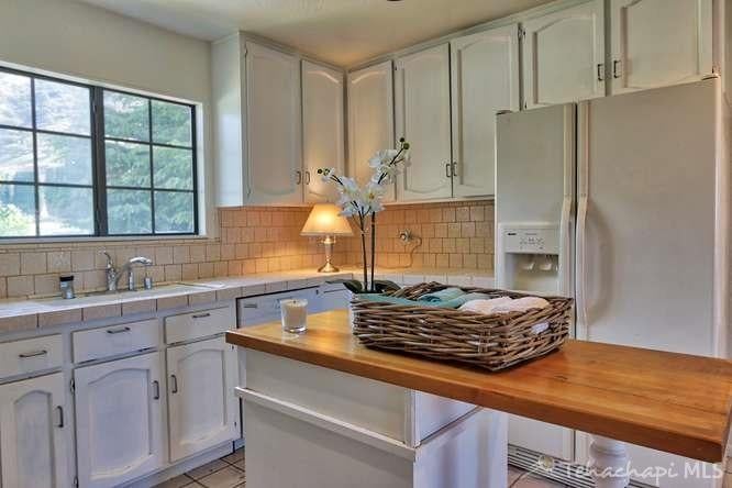 26300 Bear Valley Road Tehachapi, CA 93561 - Photo 14 of 44 Gallery Image 14