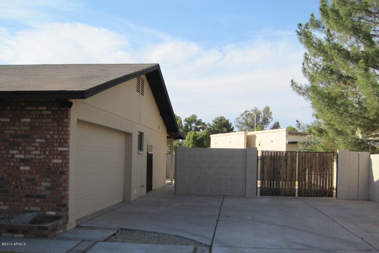 3014 East Decatur Street Mesa, AZ 85213 - Photo 20 of 30 RV gate, side entry
