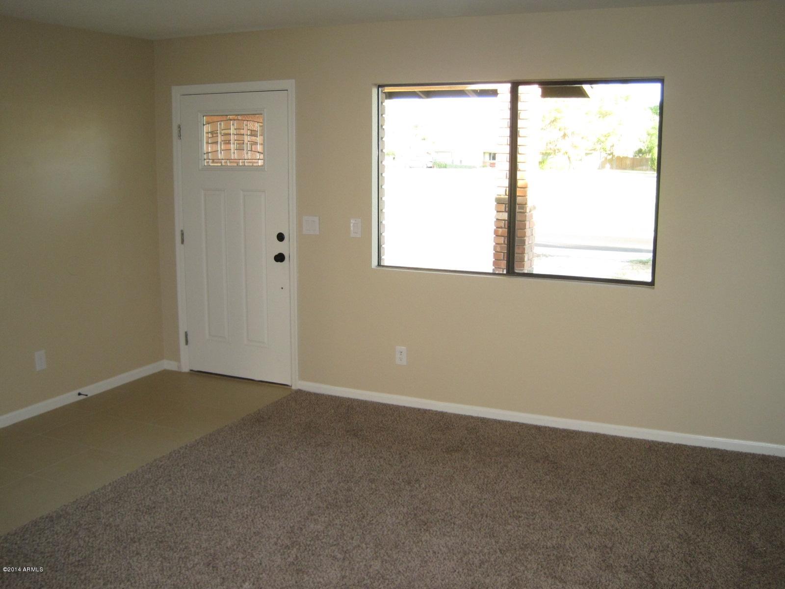 3014 East Decatur Street Mesa, AZ 85213 - Photo 9 of 30 lv rm