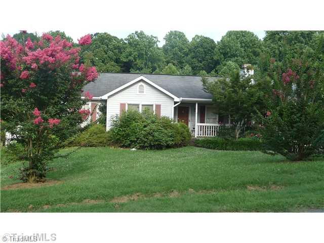 3719 Fieldcrest Road Winston-Salem, NC 27127 - Photo 2 of 4 Exterior Front.