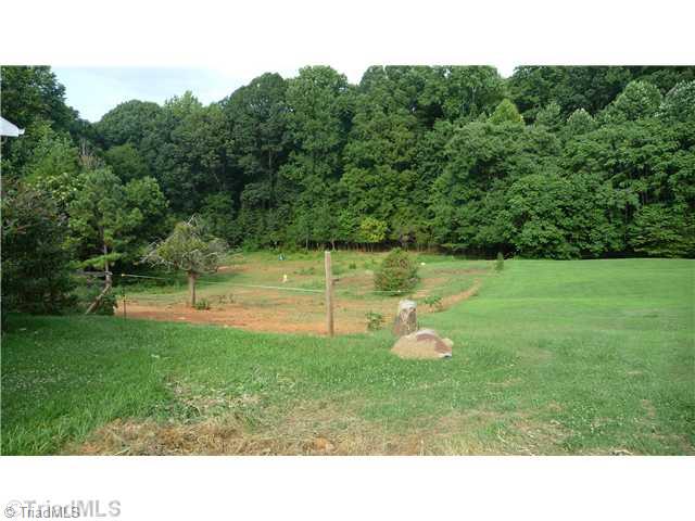 3719 Fieldcrest Road Winston-Salem, NC 27127 - Photo 3 of 4 Land.