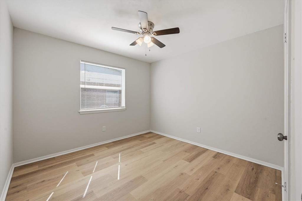 3833 Finley Road Irving, TX 75062 - Photo 11 of 19