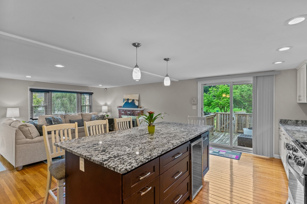 5 Black Pond Road Mansfield, MA 02048 - Photo 11 of 41 Gallery Image 11