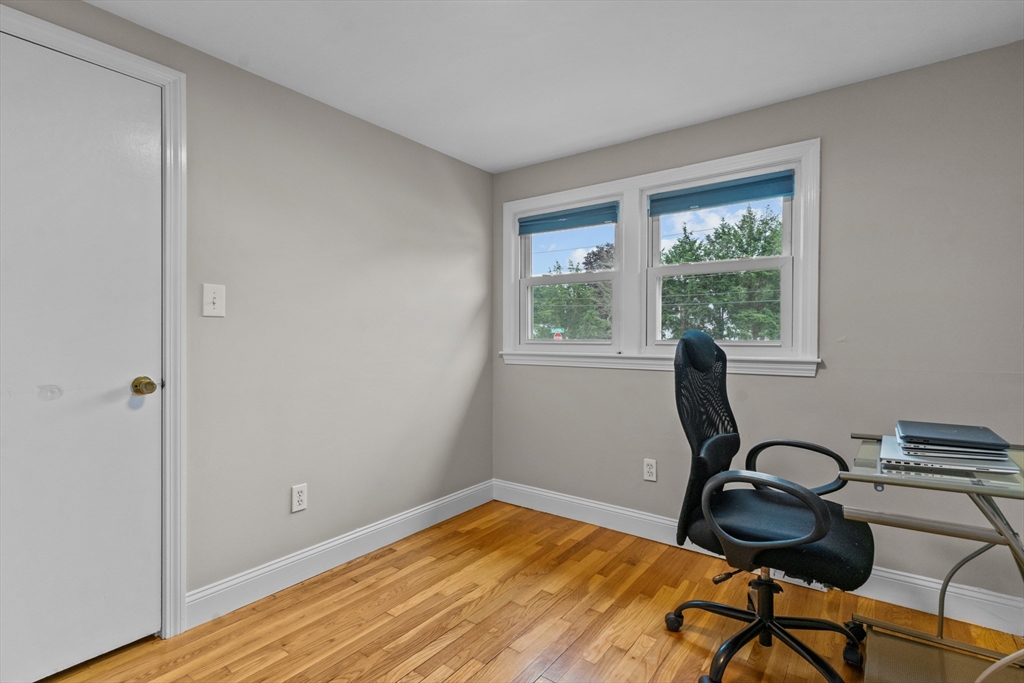 5 Black Pond Road Mansfield, MA 02048 - Photo 15 of 41 Gallery Image 15