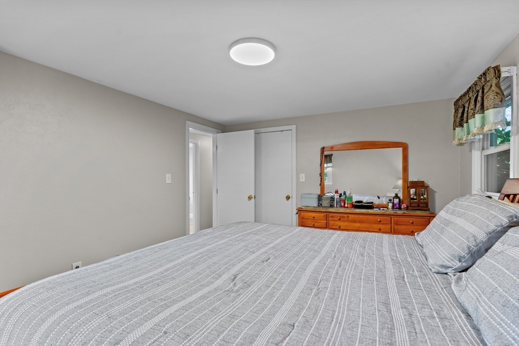 5 Black Pond Road Mansfield, MA 02048 - Photo 18 of 41 Gallery Image 18