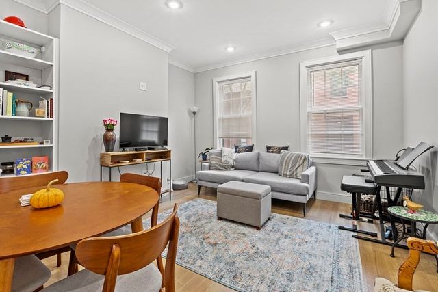 $2,000,000 | 25 Melrose Street, Boston, MA 02116