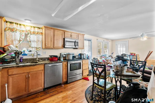 $299,000 | 33 Hilton Drive, East Hartford, CT 06118