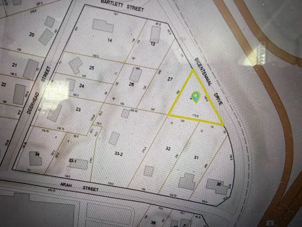 $75,000 | 142 Bicentennial Drive, Hooksett, NH 03106