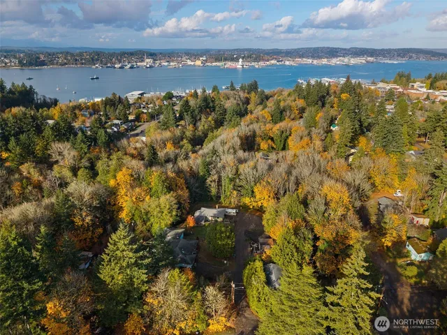 $469,000 | 1032 Garrison Avenue, Port Orchard, WA 98366