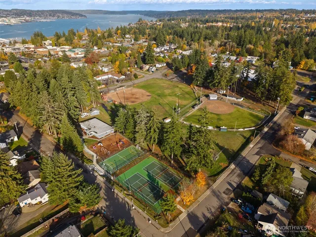 $469,000 | 1032 Garrison Avenue, Port Orchard, WA 98366