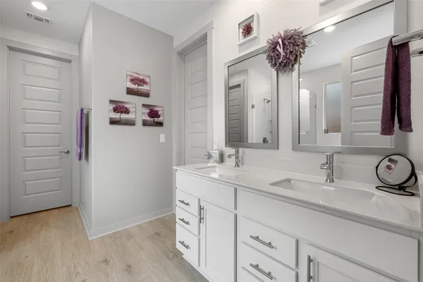 $550,000 | 109 Rambling Rapids Drive, Georgetown, TX 78628