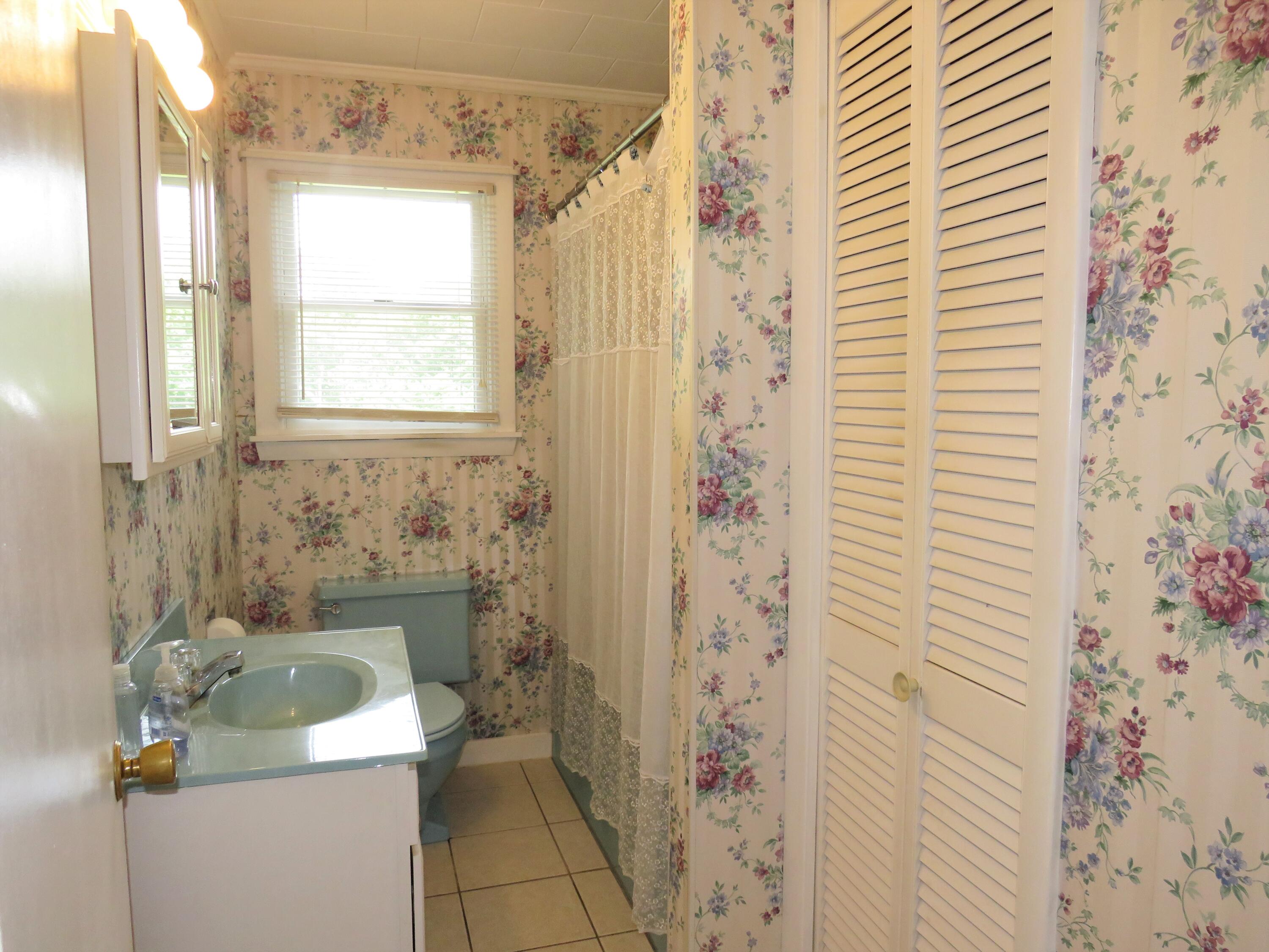 350 Liberty Road Washington, ME 04574 - Photo 18 of 31 IMG_6276