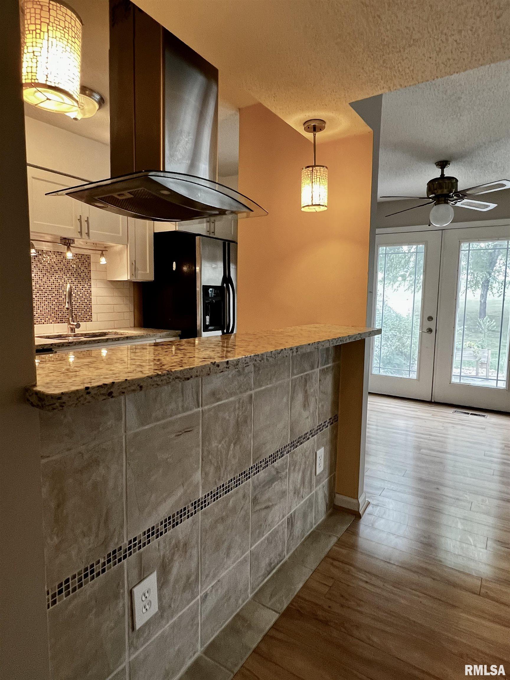 195 Jamestown Road Macomb, IL 61455 - Photo 12 of 30 Gallery Image 12