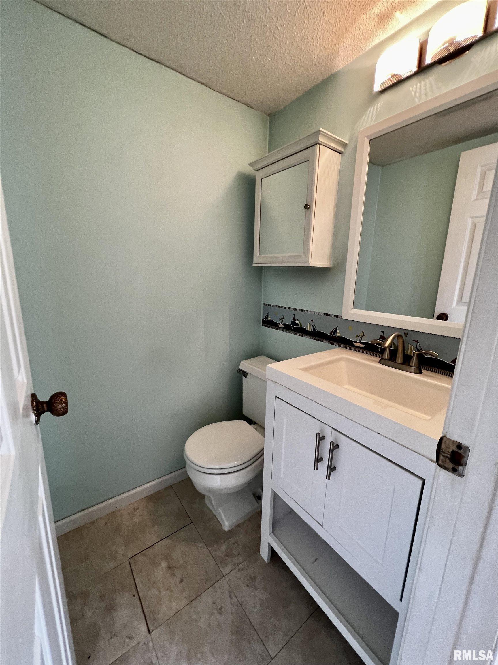 195 Jamestown Road Macomb, IL 61455 - Photo 13 of 30 Gallery Image 13