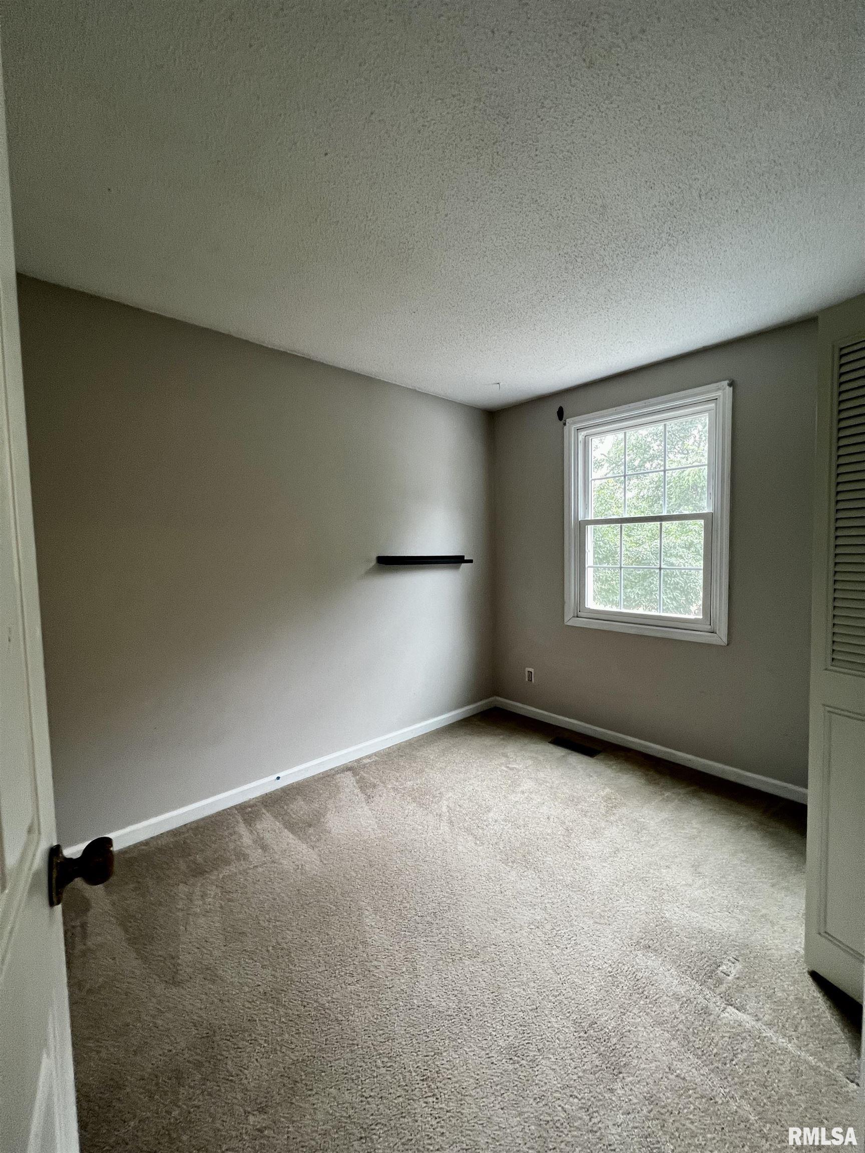 195 Jamestown Road Macomb, IL 61455 - Photo 23 of 30 Gallery Image 23