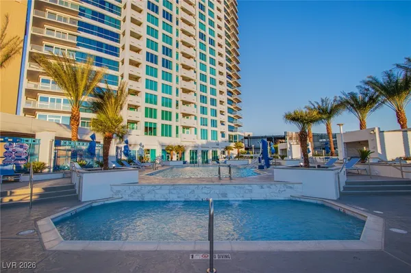 $2,450 | 2700 South Las Vegas Boulevard, Unit 1804, Las Vegas, NV 89109