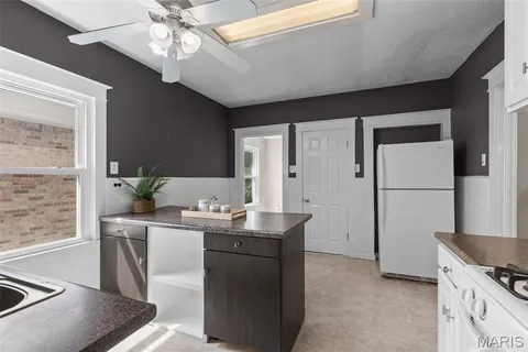 $250,000 | 7409 Lansdowne Avenue, Shrewsbury, MO 63119