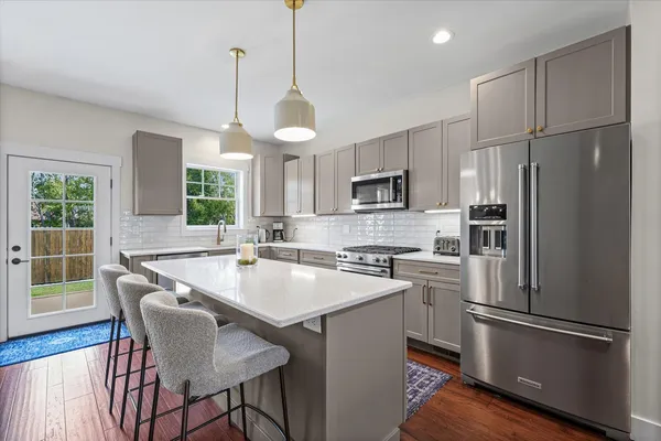 $479,000 | 2308 Grange Drive, Urbana, IL 61801