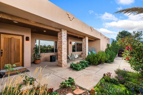 $975,000 | 8 Sunrise Drive, Placitas, NM 87043