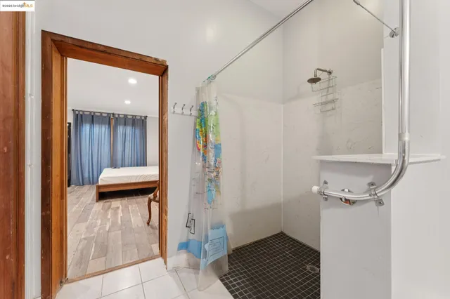 $1,700,000 | 1254 East 12th Street, Oakland, CA 94606