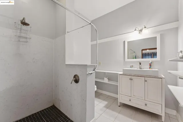 $1,700,000 | 1254 East 12th Street, Oakland, CA 94606