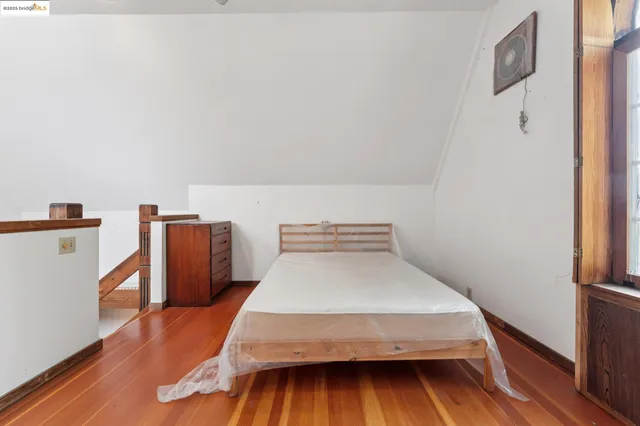 $1,700,000 | 1254 East 12th Street, Oakland, CA 94606