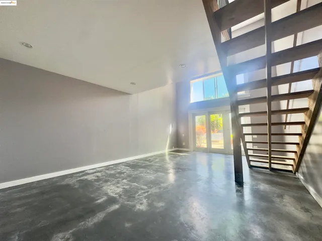 $1,700,000 | 1254 East 12th Street, Oakland, CA 94606