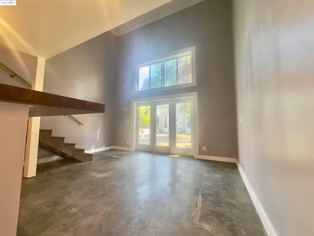 $1,700,000 | 1254 East 12th Street, Oakland, CA 94606